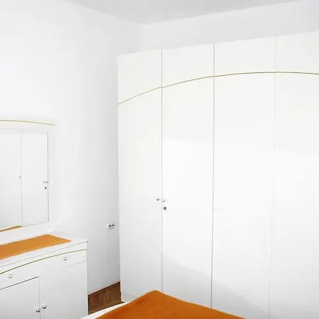 Mandre 3084b Appartement *